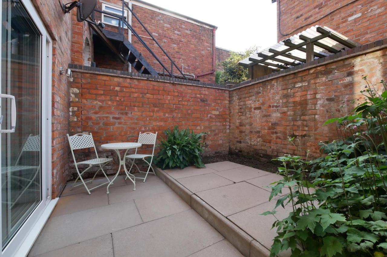 Crewe Short Lets 1 Victoria Court, Crewe Exterior foto